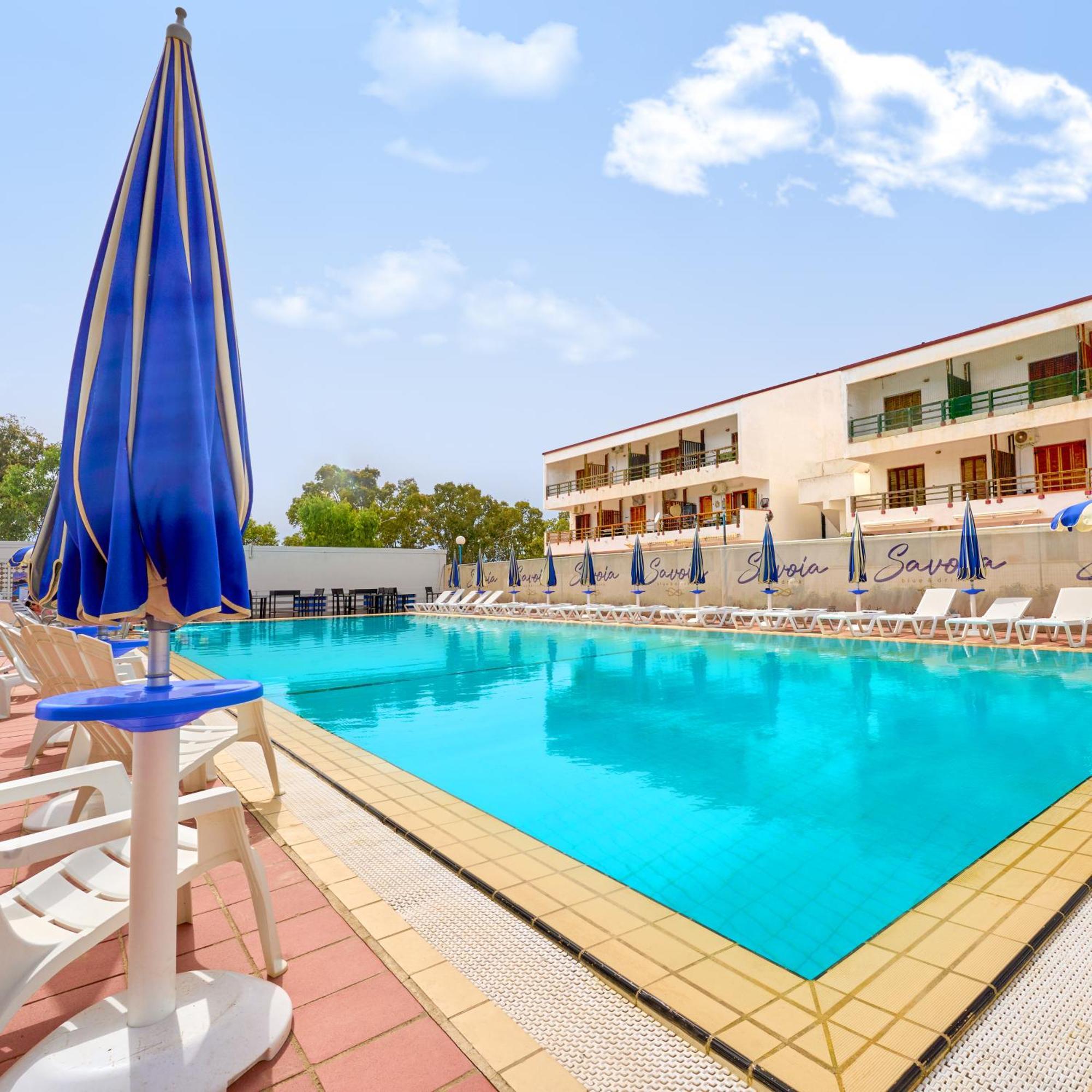 Casa Vacanze Lux By White Aparthotel I Casoni Kültér fotó