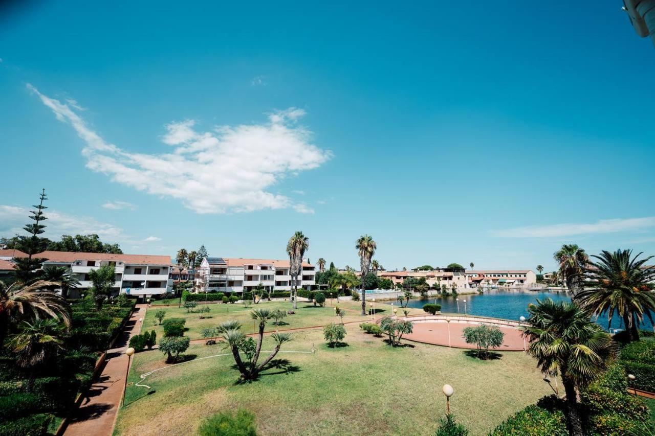Casa Vacanze Lux By White Aparthotel I Casoni Kültér fotó